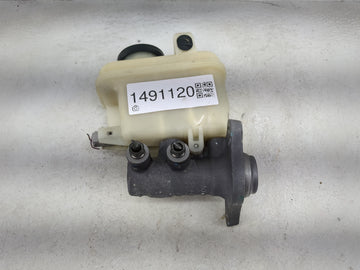 2007-2021 Toyota Tundra Brake Master Cylinder - Oemusedautoparts1.com