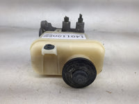 2007-2021 Toyota Tundra Brake Master Cylinder - Oemusedautoparts1.com
