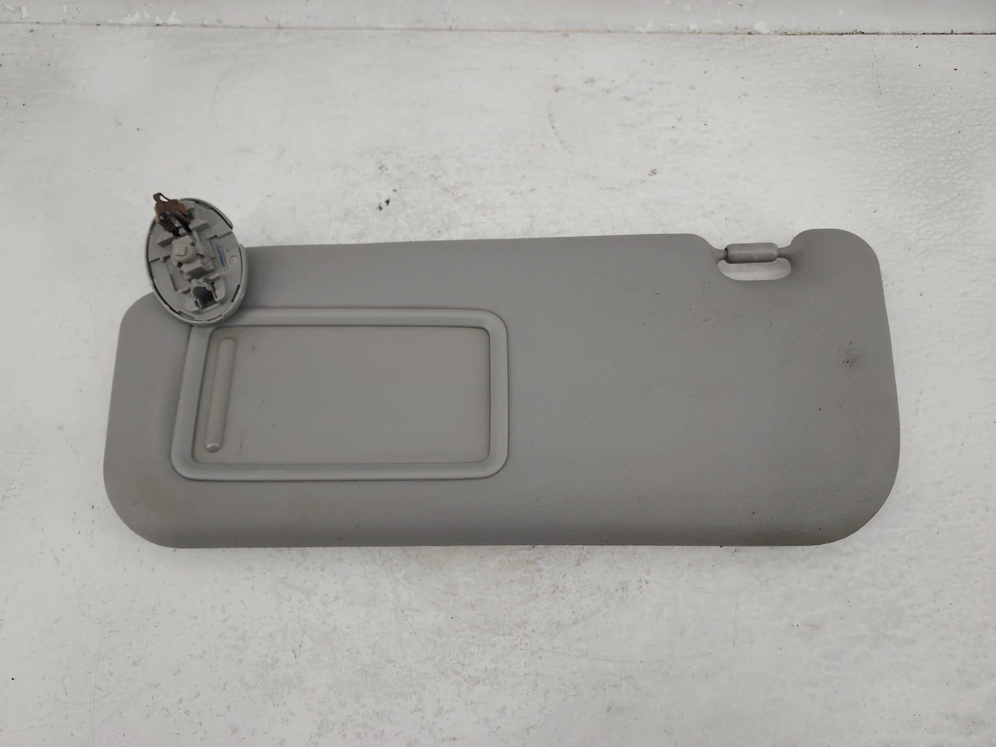 2007-2011 Toyota Yaris Sun Visor Shade Replacement Driver Left Mirror Fits Fits 2007 2008 2009 2010 2011 OEM Used Auto Parts