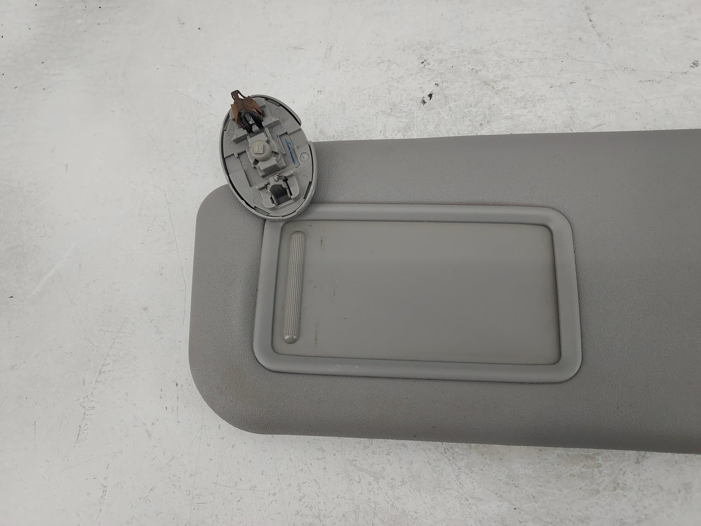 2007-2011 Toyota Yaris Sun Visor Shade Replacement Driver Left Mirror Fits Fits 2007 2008 2009 2010 2011 OEM Used Auto Parts