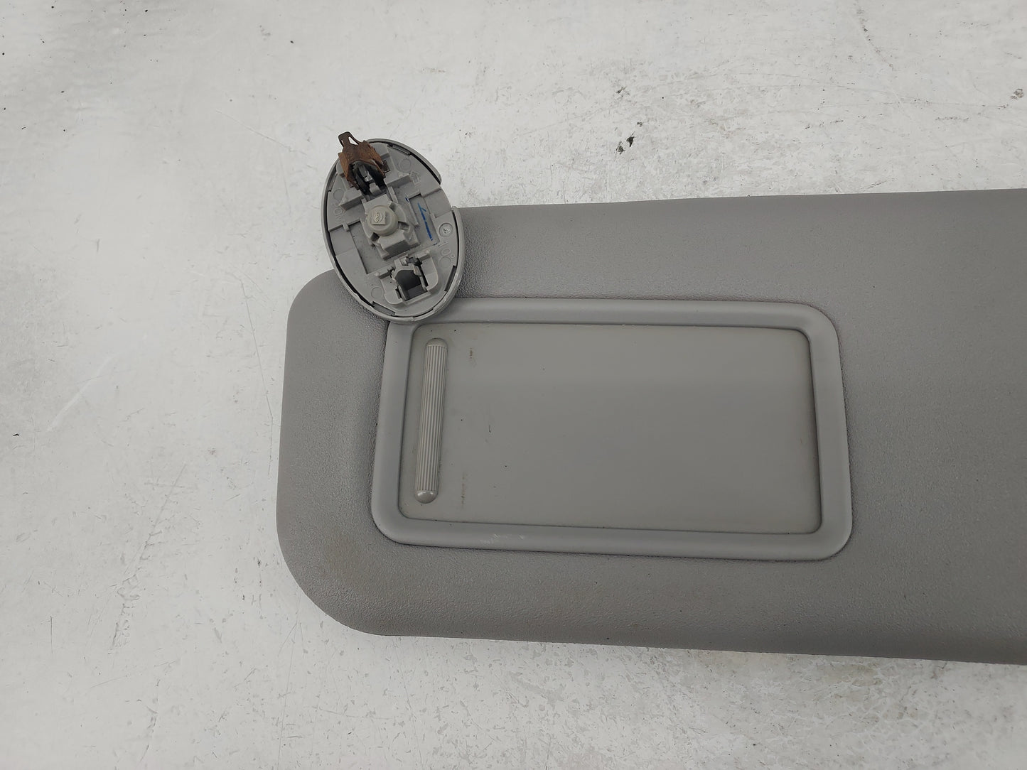 2007-2011 Toyota Yaris Sun Visor Shade Replacement Driver Left Mirror Fits Fits 2007 2008 2009 2010 2011 OEM Used Auto Parts