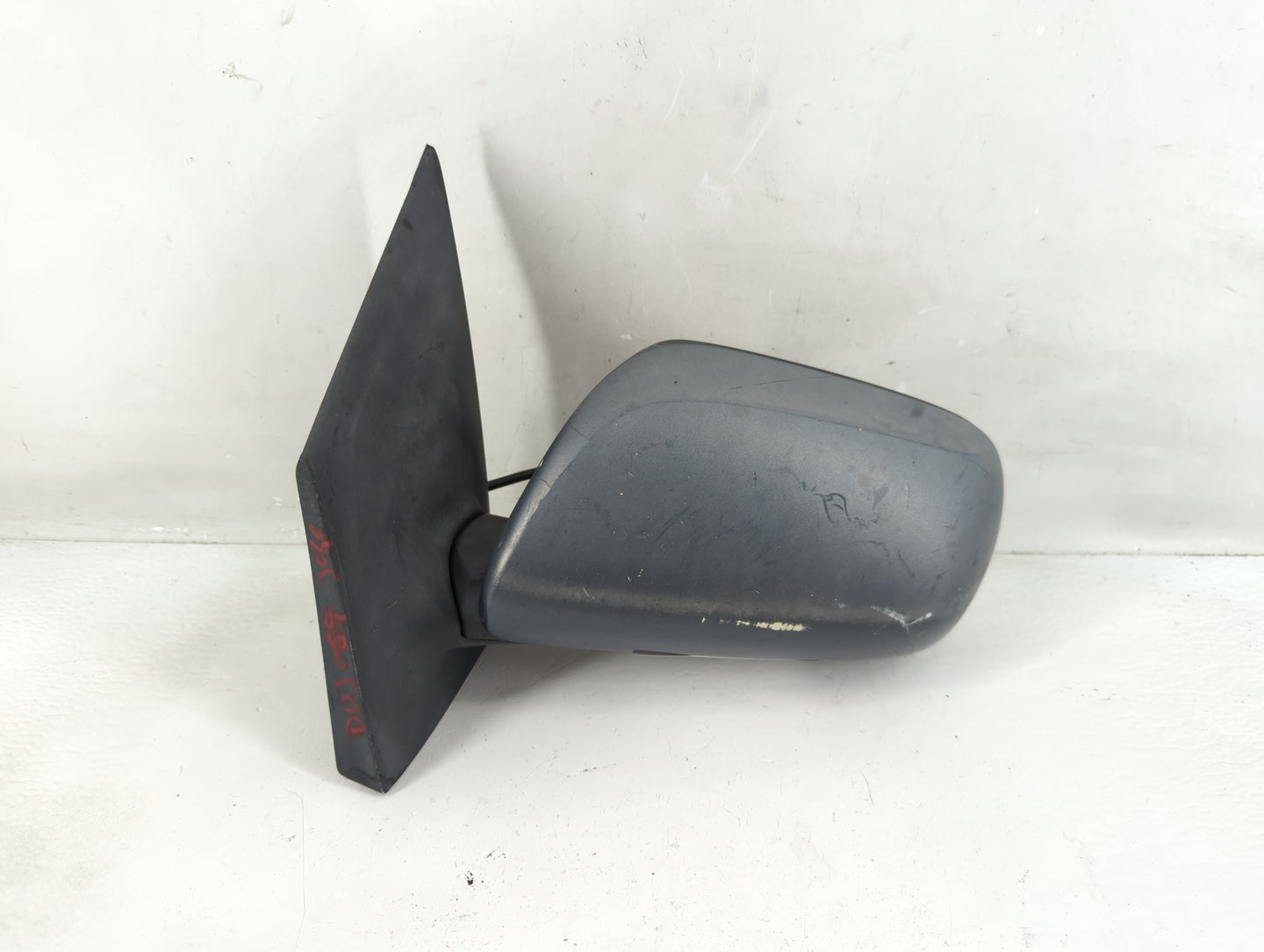 2007-2012 Toyota Yaris Driver Side View Mirror - Left Door Mirror OEM Used - Oemusedautoparts1.com