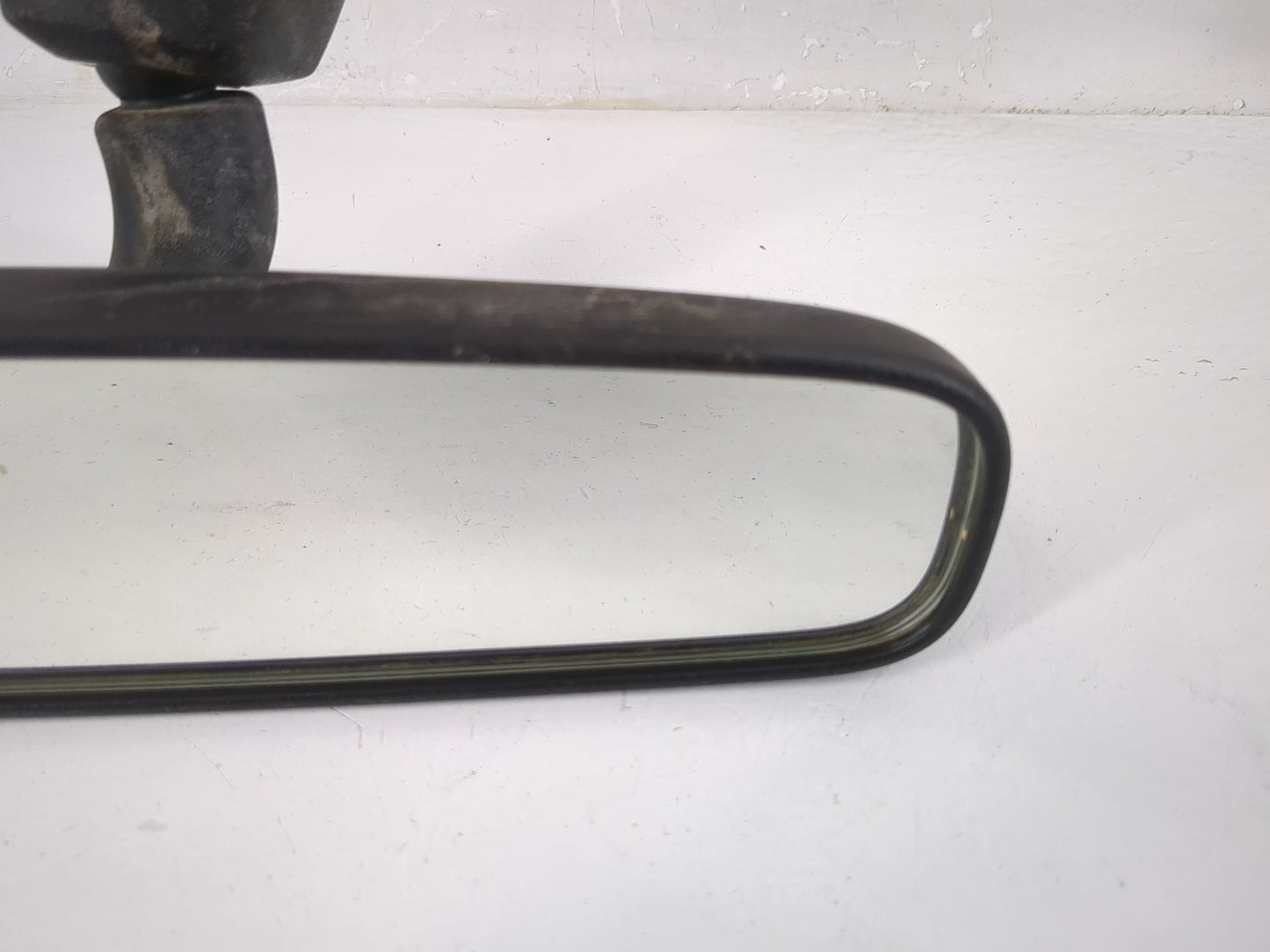2006-2016 Toyota Yaris Interior Rear View Mirror Replacement OEM P/N:E4012197 E4022197 Fits OEM Used Auto Parts - Oemusedaut