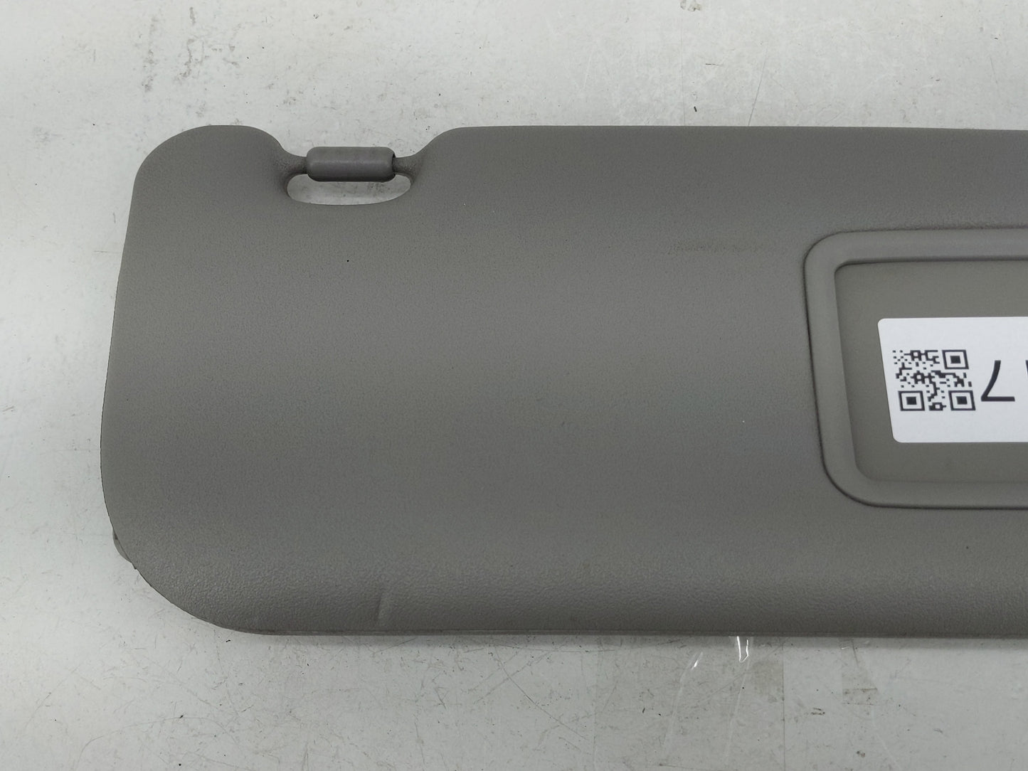 2007-2011 Toyota Yaris Sun Visor Shade Replacement Passenger Right Mirror Fits Fits 2007 2008 2009 2010 2011 OEM Used Auto P