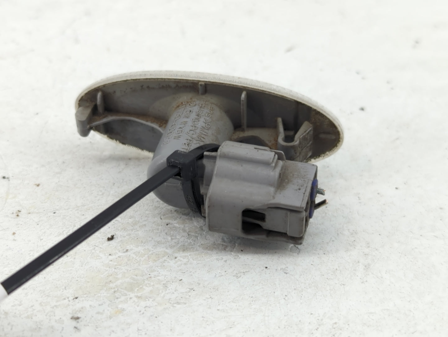 2006-2011 Toyota Yaris Passenger Right Oem Front Light Lamp - Oemusedautoparts1.com