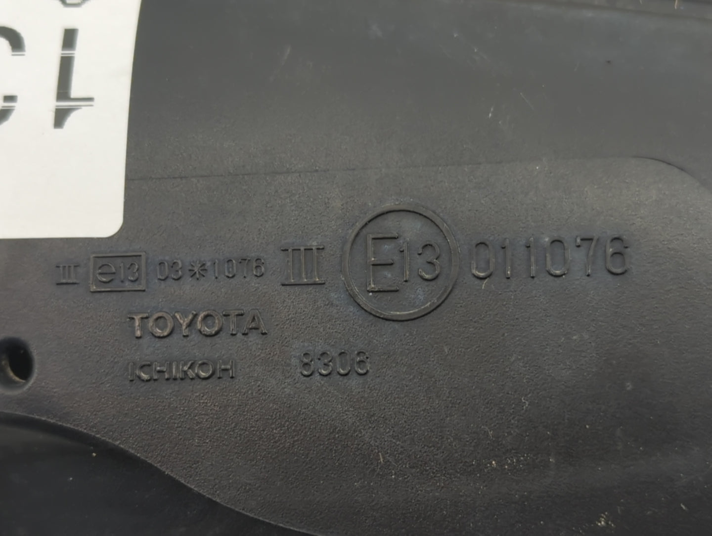 2006-2011 Toyota Yaris Driver Side View Mirror - Left Door Mirror OEM Used - Oemusedautoparts1.com