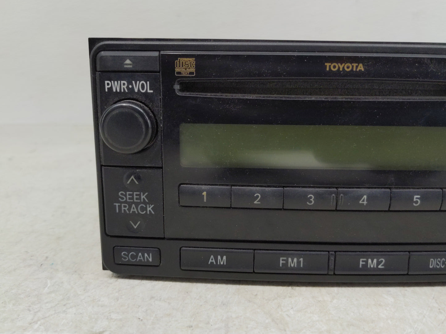 2008 Toyota Yaris Radio AM FM Cd Player Receiver Replacement P/N:86120-52870 Fits OEM Used Auto Parts - Oemusedautoparts1.co