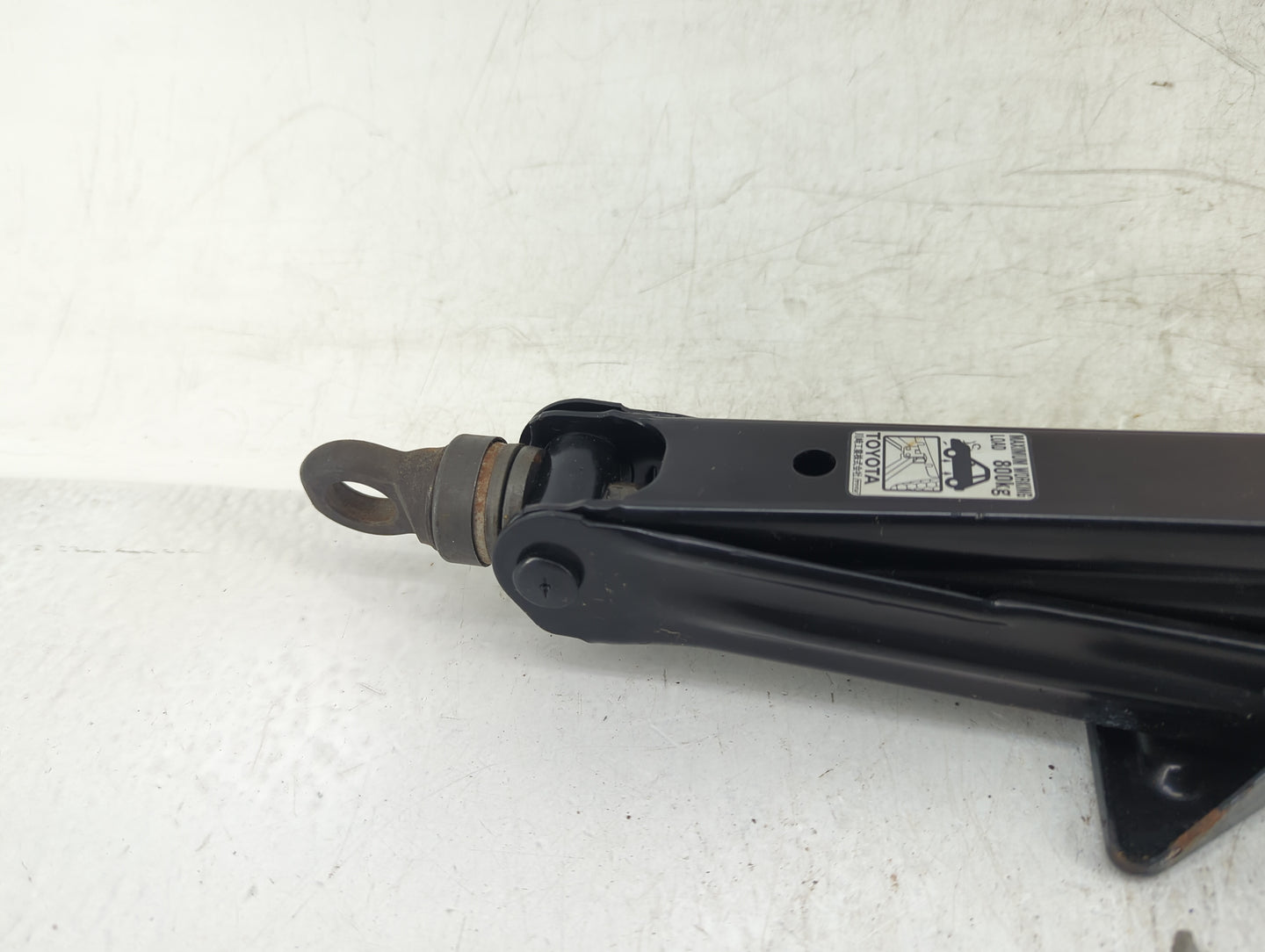 2008 Toyota Yaris Spare Scissor Car Jack Black - Oemusedautoparts1.com