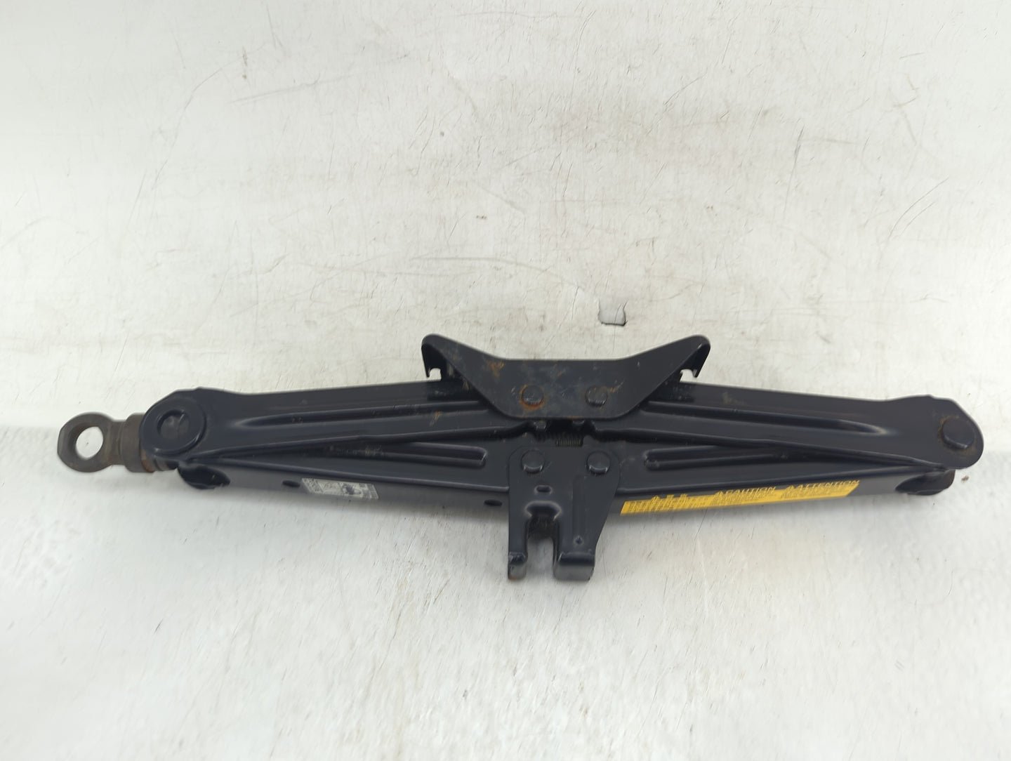 2008 Toyota Yaris Spare Scissor Car Jack Black - Oemusedautoparts1.com