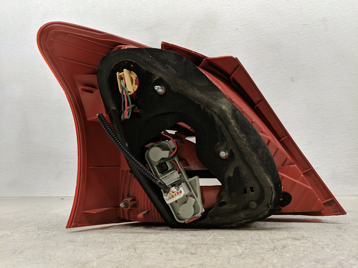 2006-2008 Toyota Yaris Tail Light Assembly Passenger Right OEM Fits Fits 2006 2007 2008 OEM Used Auto Parts - Oemusedautopar
