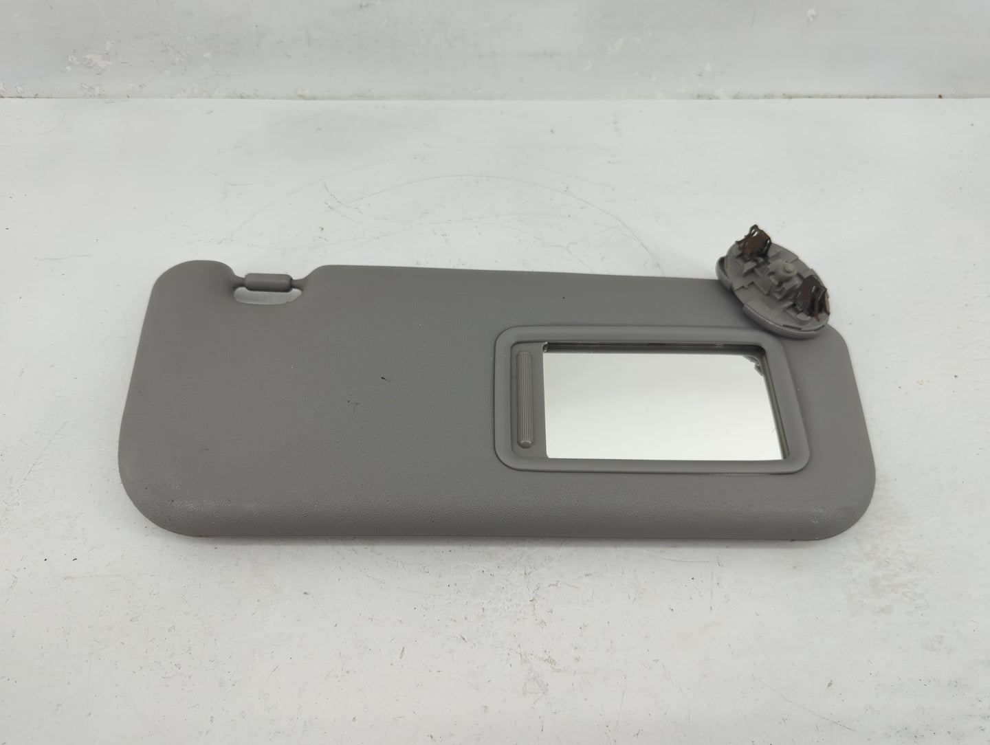 2007-2011 Toyota Yaris Sun Visor Shade Replacement Passenger Right Mirror Fits Fits 2007 2008 2009 2010 2011 OEM Used Auto P