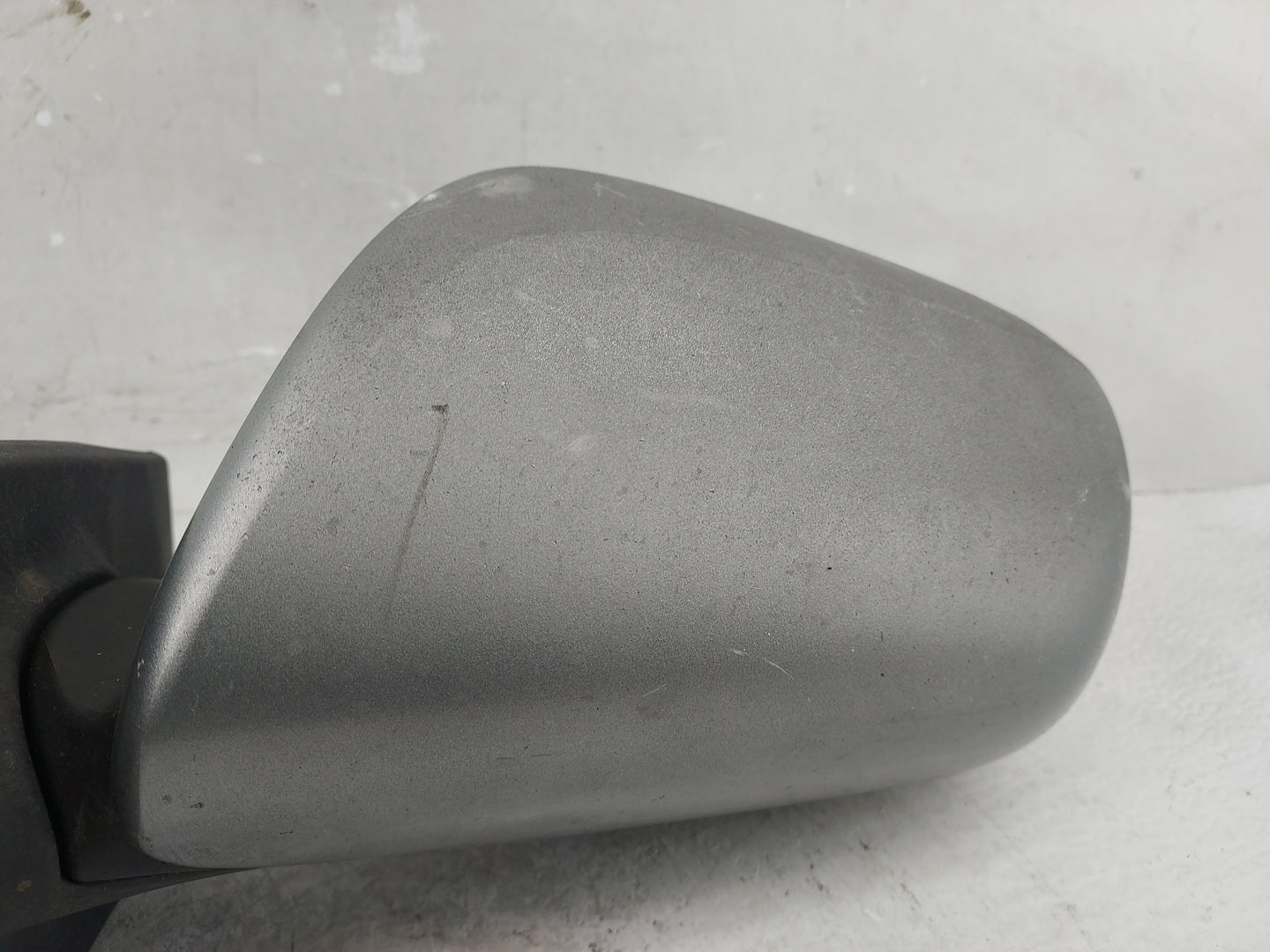 2006-2011 Toyota Yaris Driver Side View Mirror - Left Door Mirror OEM Used - Oemusedautoparts1.com