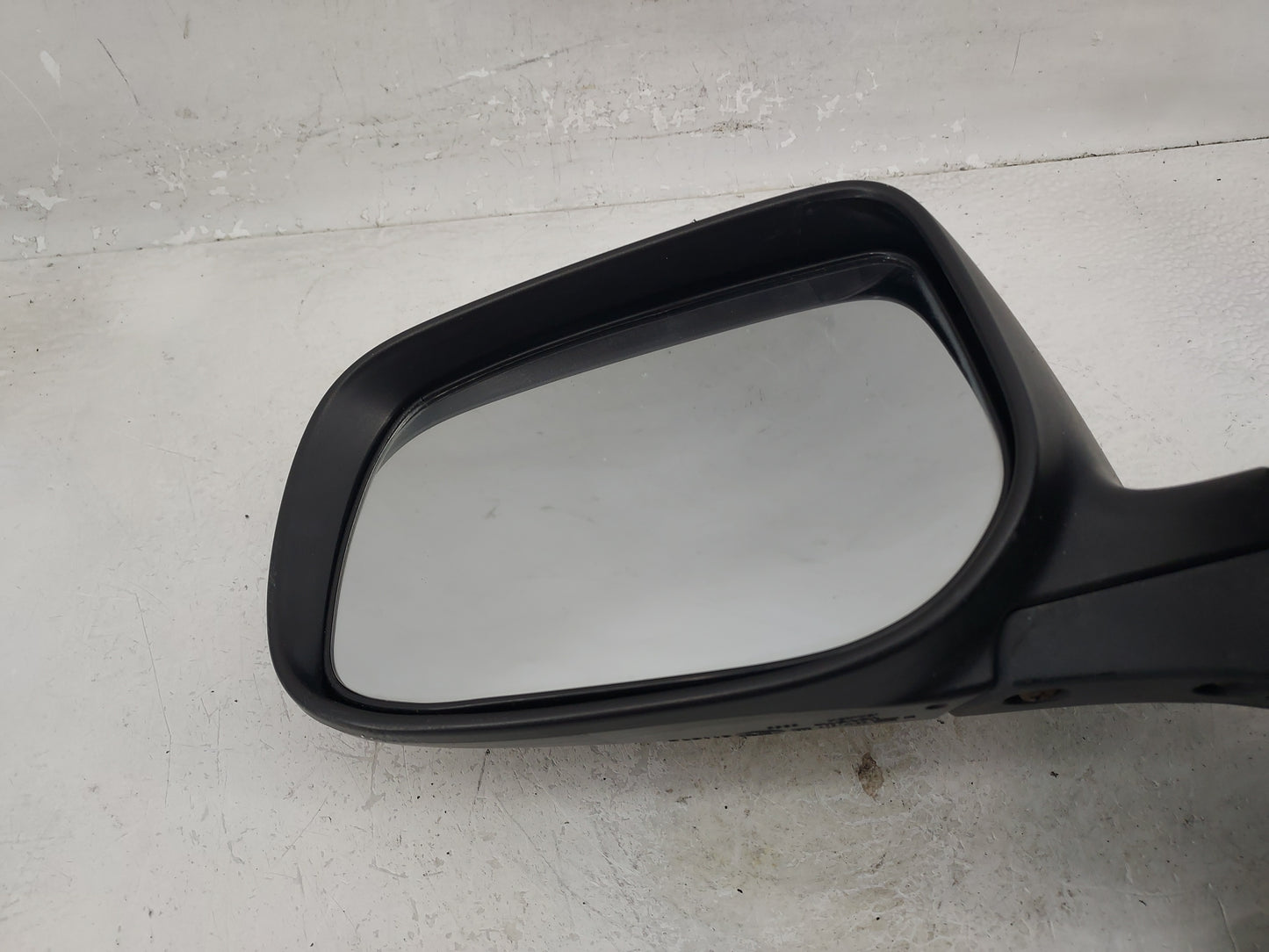 2006-2011 Toyota Yaris Driver Side View Mirror - Left Door Mirror OEM Used - Oemusedautoparts1.com