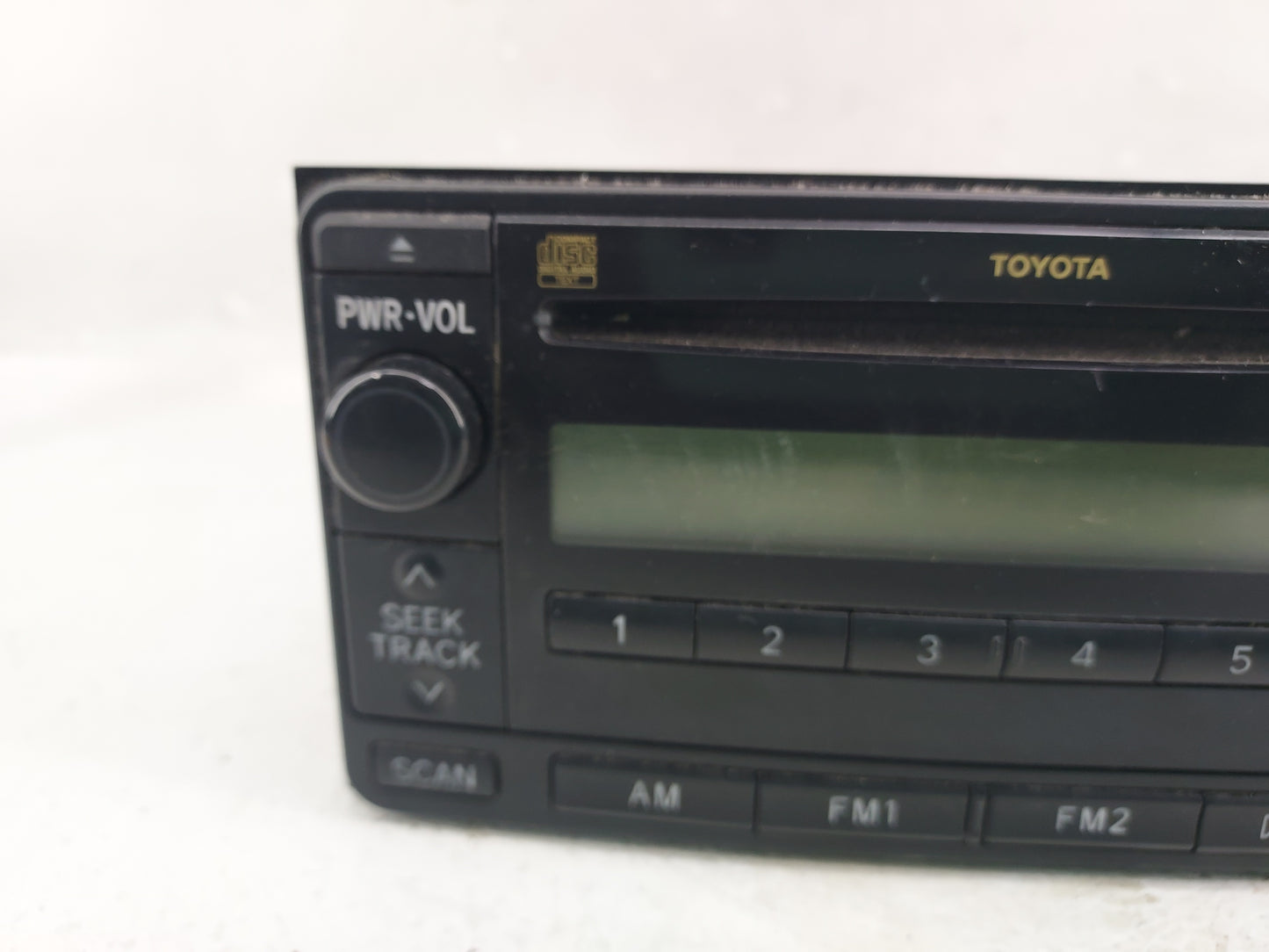 2008 Toyota Yaris Radio AM FM Cd Player Receiver Replacement P/N:86120-52870 Fits OEM Used Auto Parts - Oemusedautoparts1.co