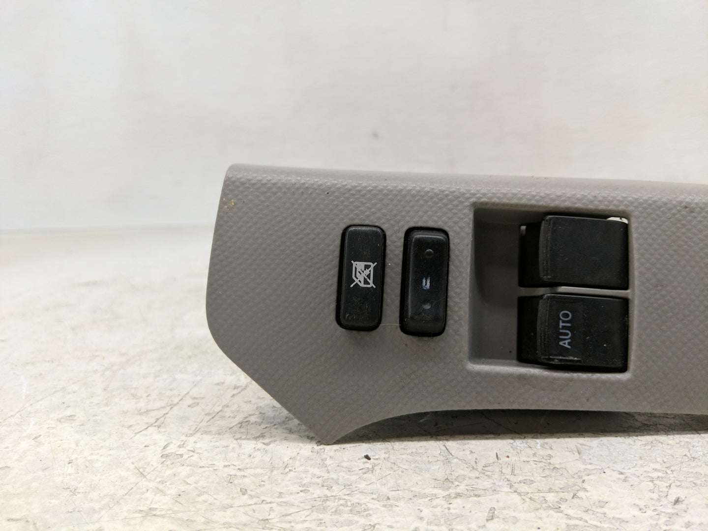 2006-2008 Toyota Yaris Master Power Window Switch Replacement Driver Side Left Fits Fits 2006 2007 2008 OEM Used Auto Parts 