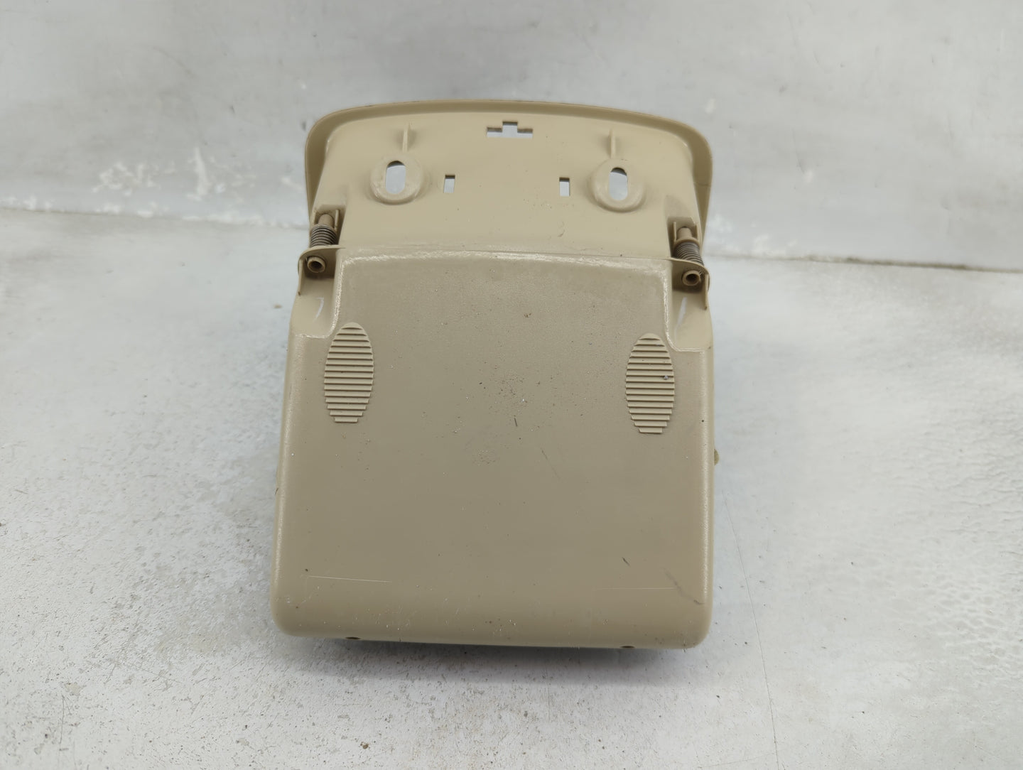 2008 Volkswagen Beetle Overhead Roof Console - Oemusedautoparts1.com