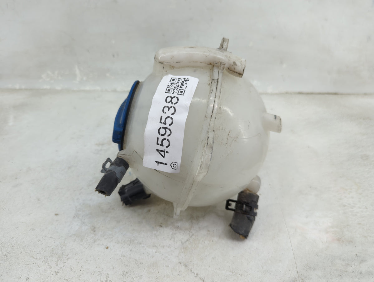 2000 Volkswagen Beetle Radiator Coolant Overflow Expansion Tank Bottle 1459538 - Oemusedautoparts1.com