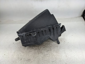 2006-2010 Volkswagen Beetle Air Cleaner Intake-duct Hose Tube - Oemusedautoparts1.com