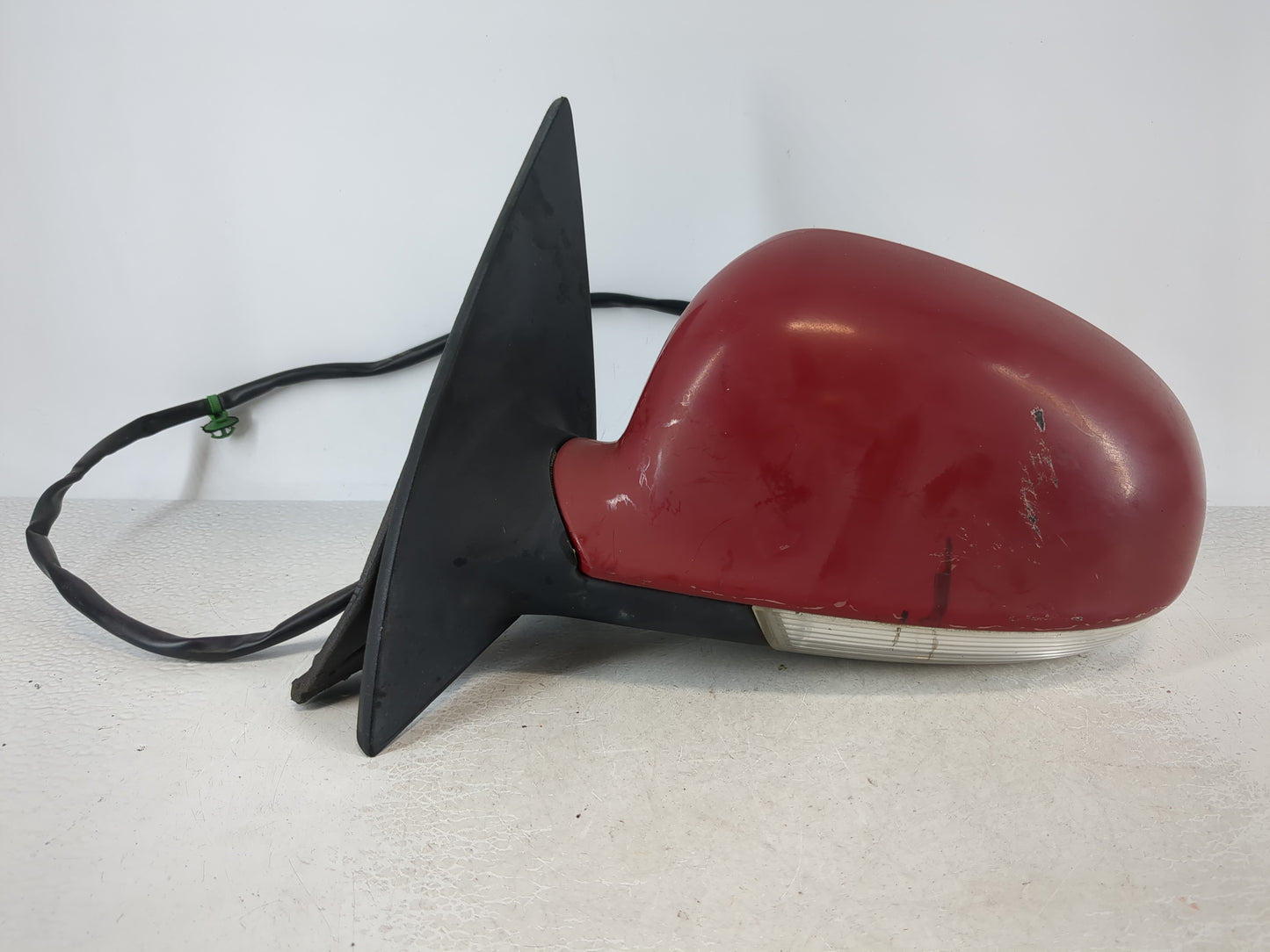2008-2008 Volkswagen Eos Driver Left Side View Manual Door Mirror Red - Oemusedautoparts1.com