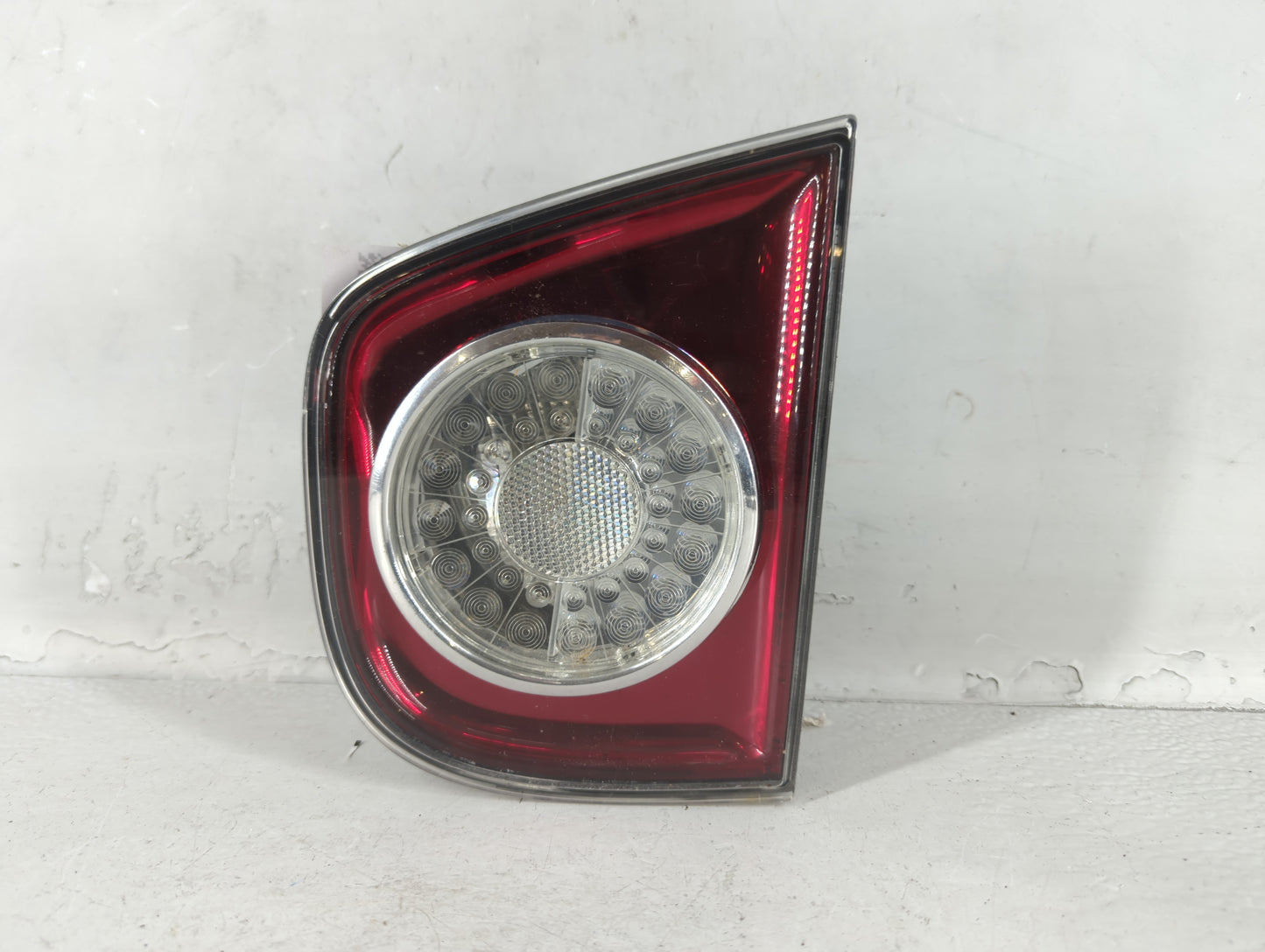 2010-2011 Volkswagen Golf Tail Light Assembly Passenger Right OEM P/N:212034 1 Fits Fits 2010 2011 OEM Used Auto Parts - Oem