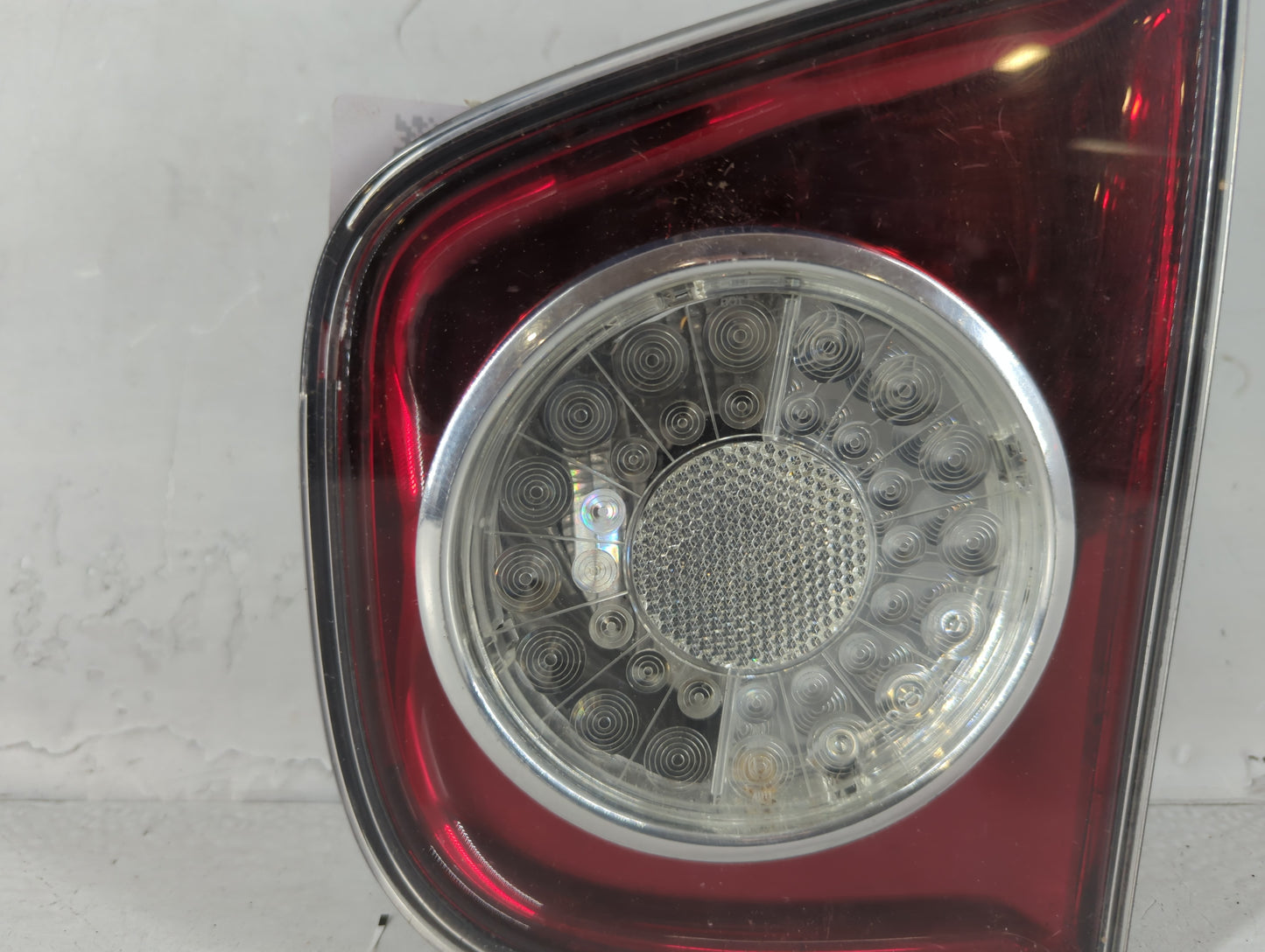 2010-2011 Volkswagen Golf Tail Light Assembly Passenger Right OEM P/N:212034 1 Fits Fits 2010 2011 OEM Used Auto Parts - Oem
