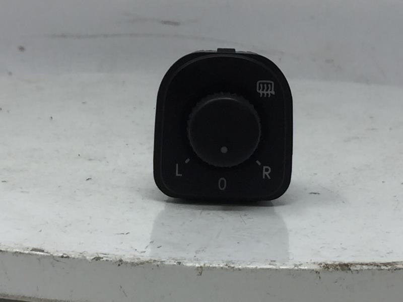 2008 Volkswagen Golf Master Power Window Switch Replacement Driver Side Left Fits OEM Used Auto Parts - Oemusedautoparts1.co