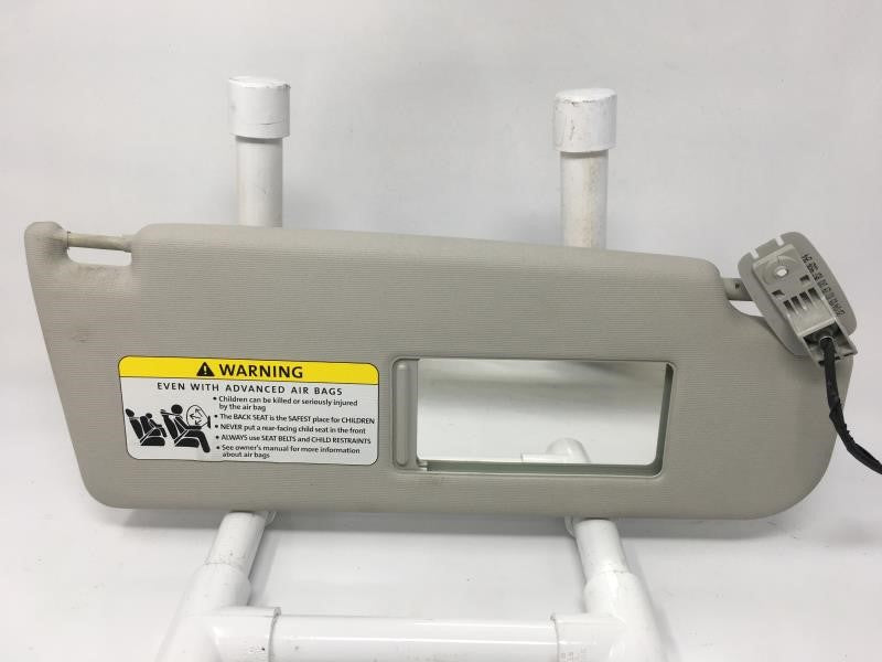 2008 Volkswagen Golf Sun Visor Shade Replacement Passenger Right Mirror Fits OEM Used Auto Parts - Oemusedautoparts1.com