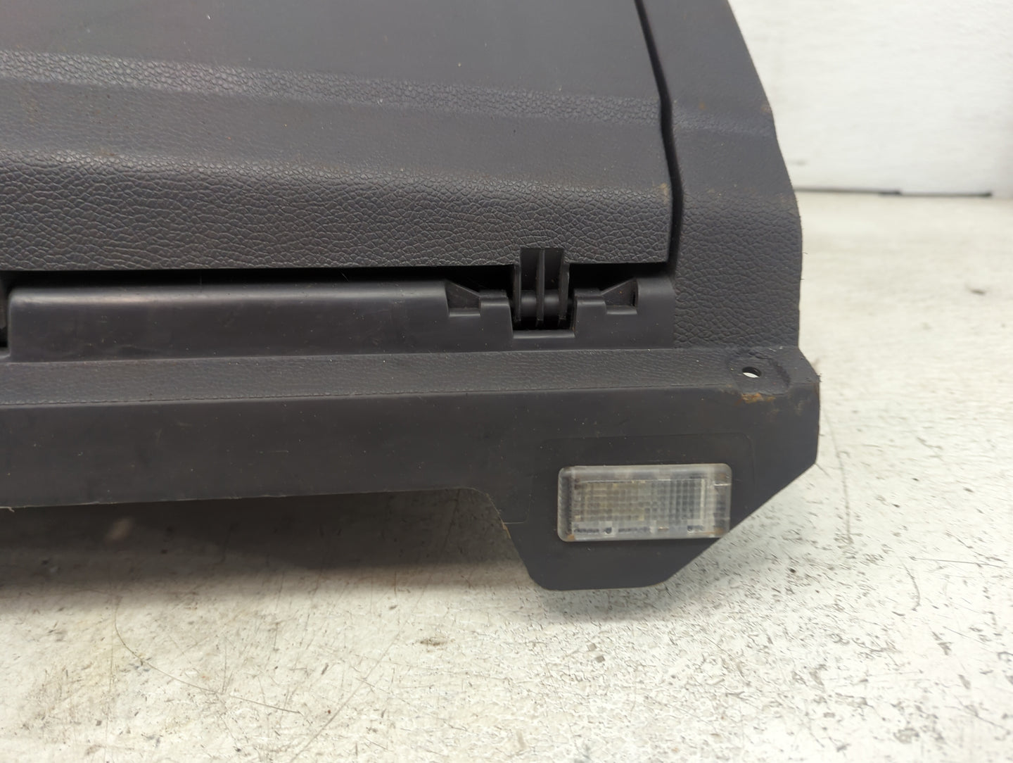 2008 Volkswagen Golf Gti Passenger Glove Box Door Storage Compartment - Oemusedautoparts1.com