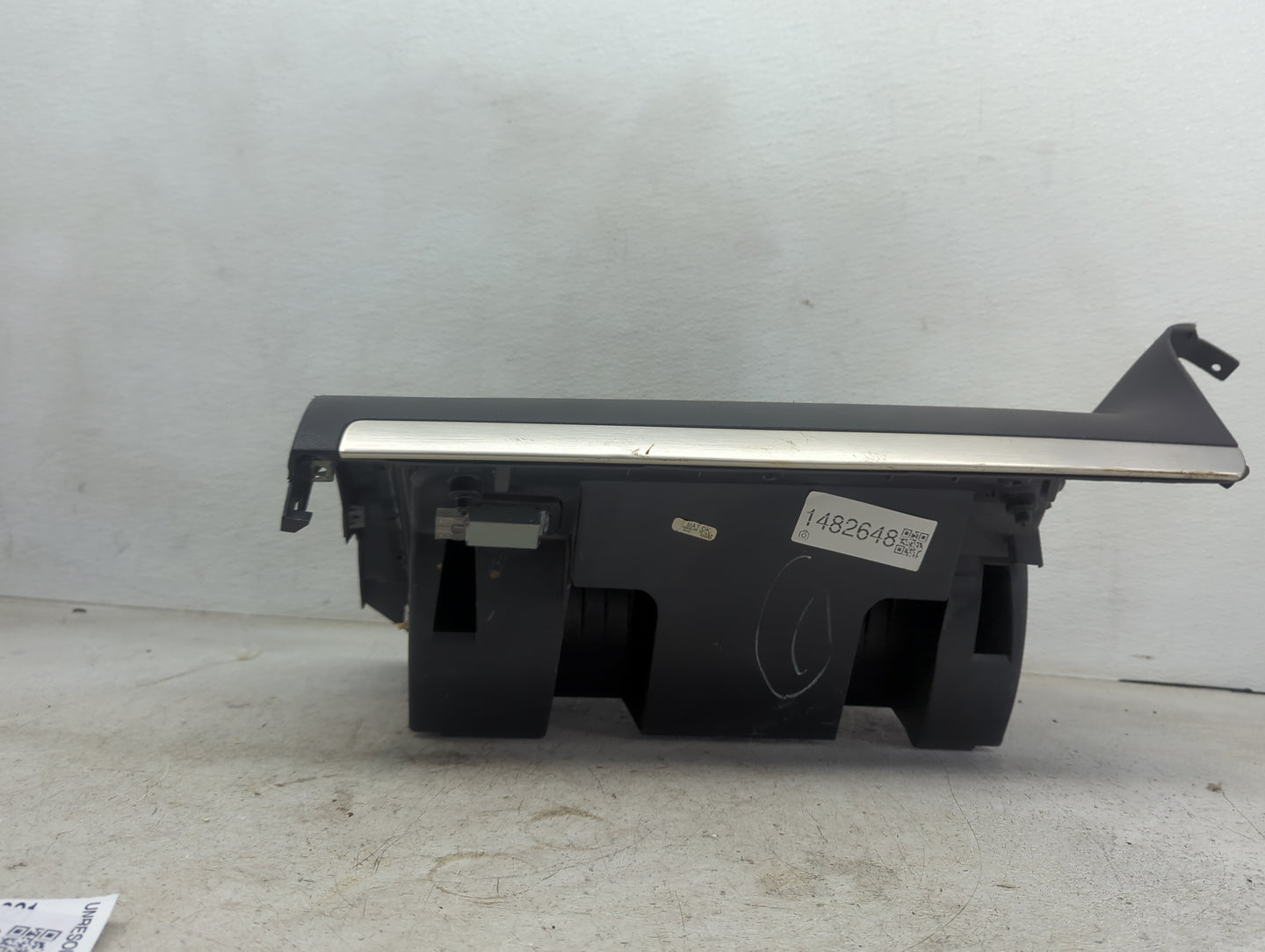 2008 Volkswagen Golf Gti Passenger Glove Box Door Storage Compartment - Oemusedautoparts1.com
