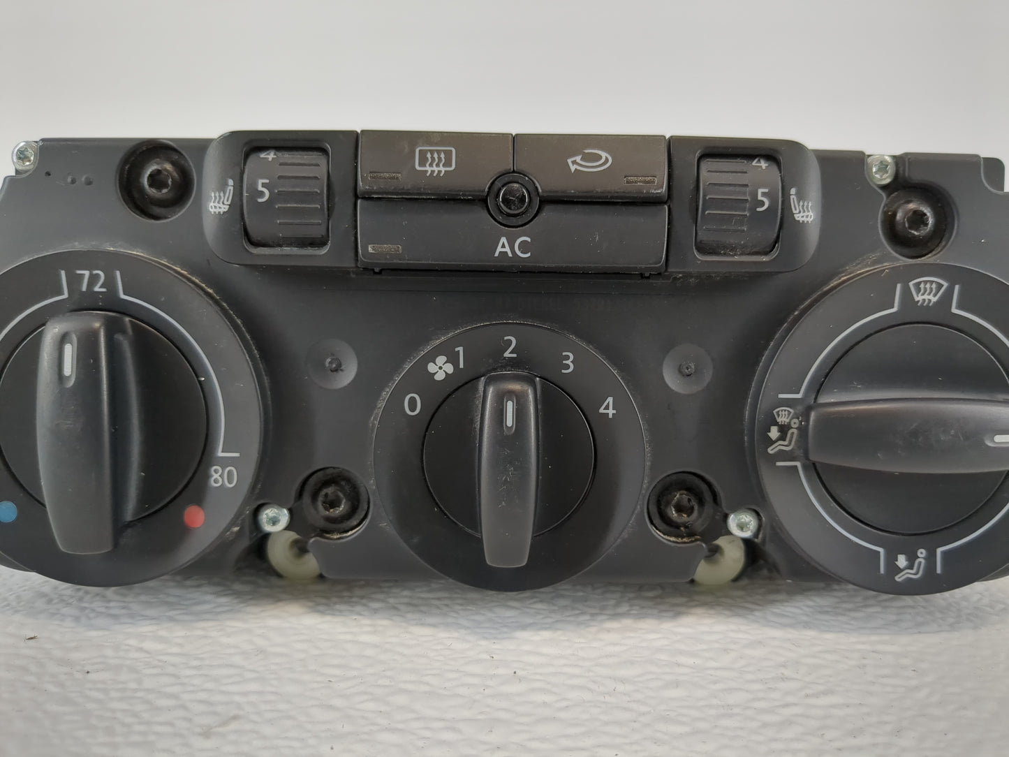 2005-2008 Volkswagen Jetta Climate Control Module Temperature AC/Heater Replacement Fits Fits 2005 2006 2007 2008 OEM Used A