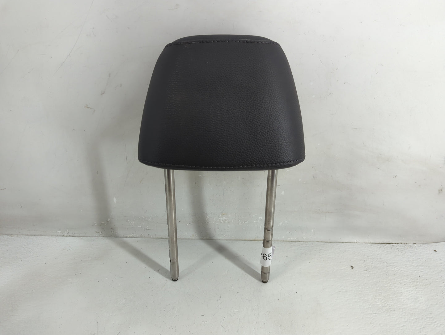 2008 Volkswagen Jetta Headrest Head Rest Front Driver Passenger Seat Fits OEM Used Auto Parts - Oemusedautoparts1.com