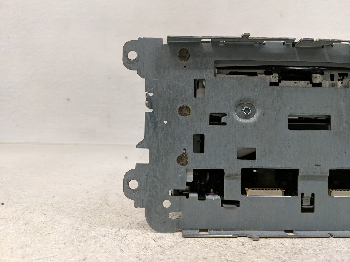 2006-2009 Volkswagen Jetta Radio AM FM Cd Player Receiver Replacement P/N:1K0 035 180 Fits Fits 2006 2007 2008 2009 OEM Used
