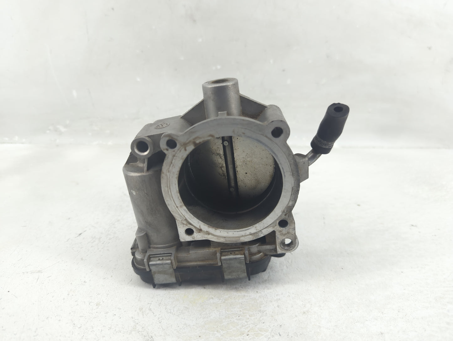 2006-2014 Volkswagen Jetta Throttle Body Fits Fits 2006 2007 2008 2009 2010 2011 2012 2013 2014 OEM Used Auto Parts - Oemuse