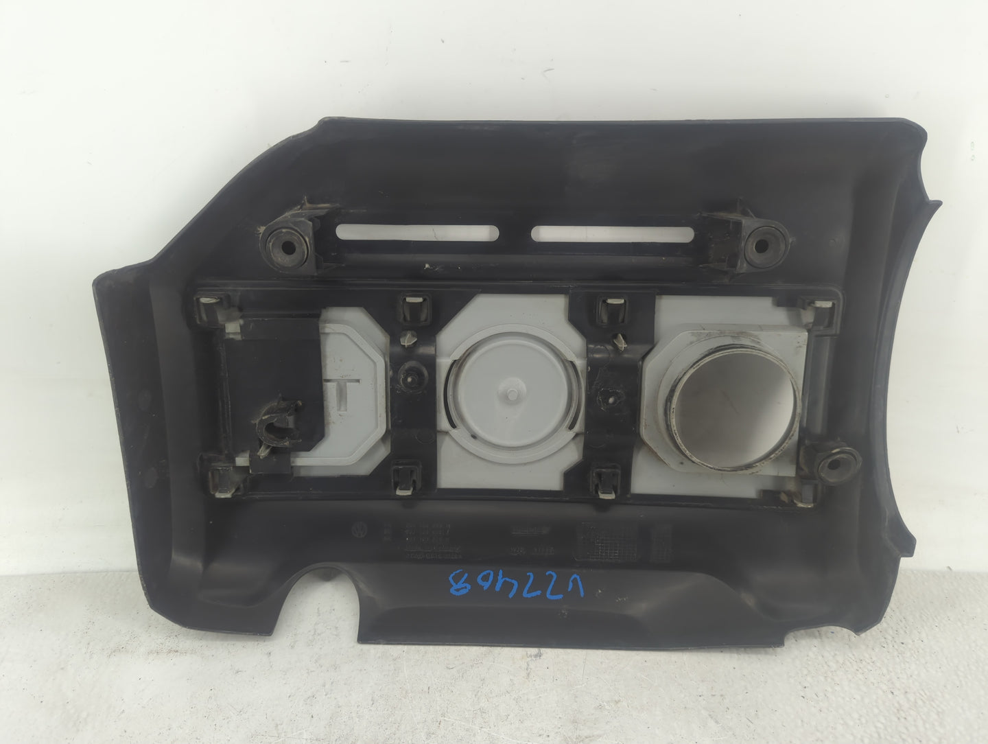 2008 Volkswagen Jetta Engine Cover - Oemusedautoparts1.com