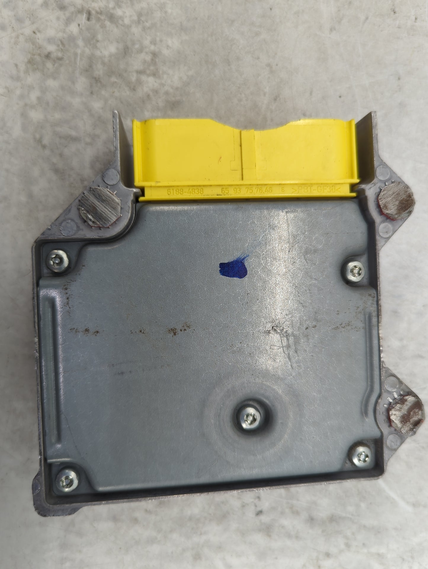 2008 Volkswagen Jetta Safety Restraint Srs Airbag Control Module - Oemusedautoparts1.com