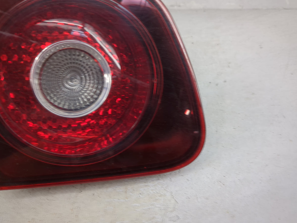 2005-2007 Volkswagen Jetta Driver Left Side Deck Lid Mounted Tail Light 1512062 - Oemusedautoparts1.com
