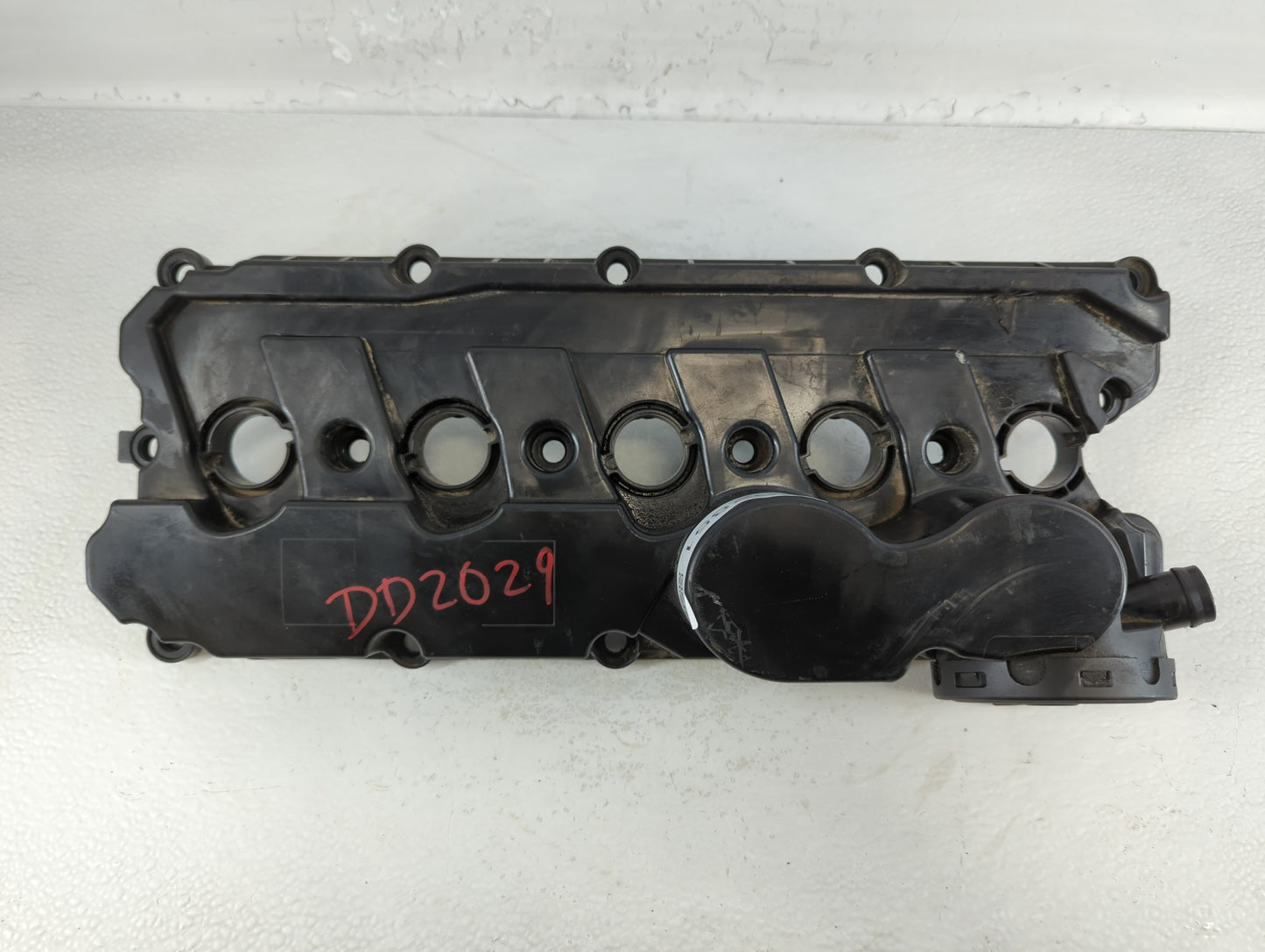 2008 Volkswagen Jetta Driver Left Cylinder Head Valve Cover P/N:07K 103 475 Fits OEM Used Auto Parts - Oemusedautoparts1.com