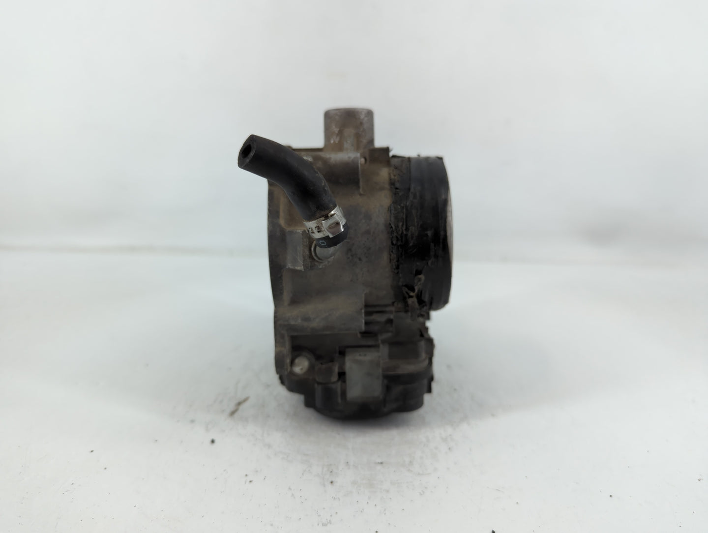 2006-2014 Volkswagen Jetta Throttle Body P/N:01818 21 22 Fits Fits 2006 2007 2008 2009 2010 2011 2012 2013 2014 OEM Used Aut