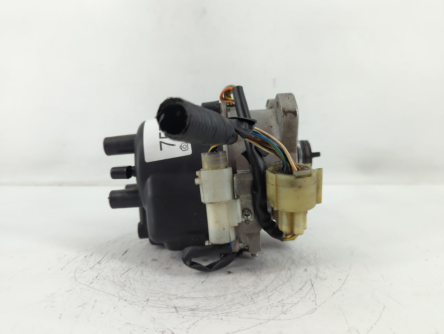 2008 Volkswagen Jetta Engine Ignition Distributor OEM Fits OEM Used Auto Parts - Oemusedautoparts1.com