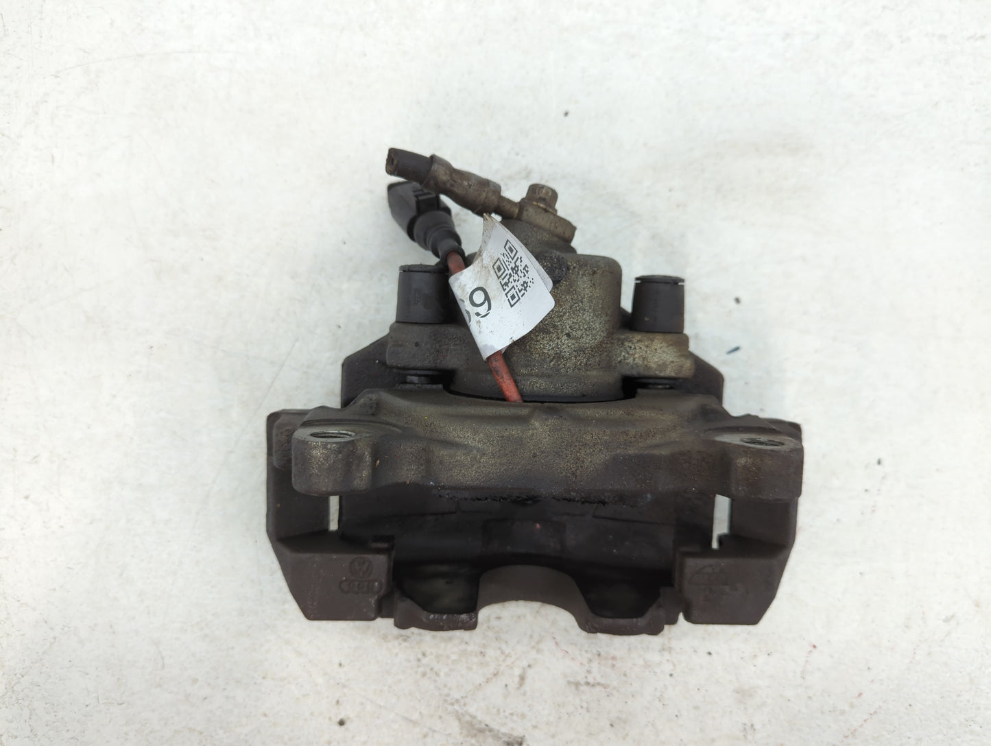 2005-2018 Volkswagen Jetta Front Driver Left Brake Caliper - Oemusedautoparts1.com