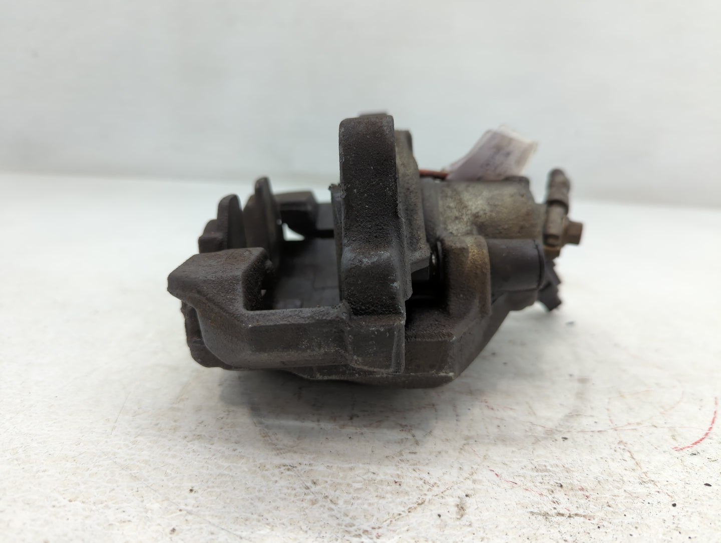 2005-2018 Volkswagen Jetta Front Driver Left Brake Caliper - Oemusedautoparts1.com
