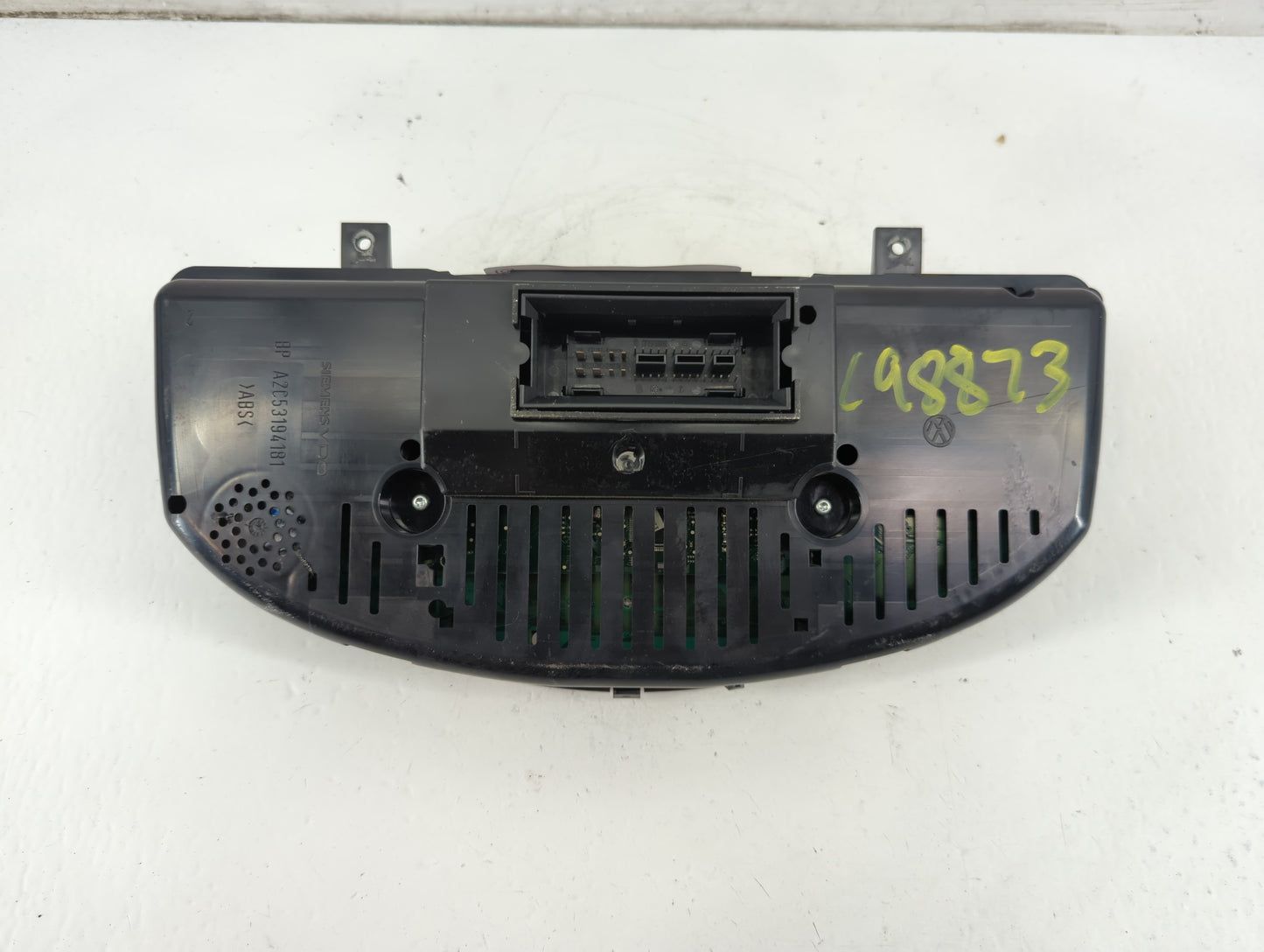 2008 Volkswagen Passat Instrument Cluster Speedometer Gauges P/N:A2C53194181 Fits OEM Used Auto Parts - Oemusedautoparts1.co
