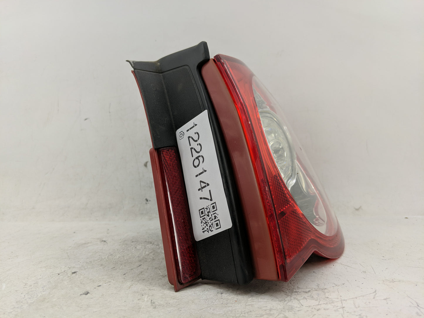 2008-2010 Volkswagen Passat Tail Light Assembly Passenger Right OEM Fits Fits 2008 2009 2010 OEM Used Auto Parts - Oemusedau