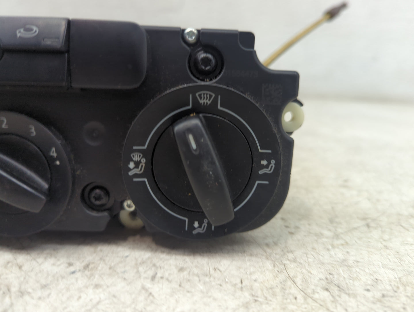 2008-2010 Volkswagen Passat Climate Control Module Temperature AC/Heater Replacement P/N:1K1820047 Fits OEM Used Auto Parts 