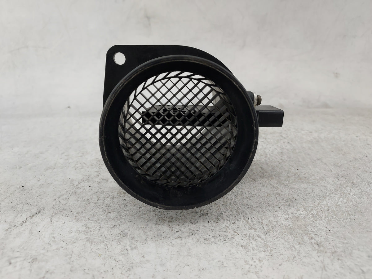 2008-2010 Volkswagen Passat Mass Air Flow Meter Maf Sensor 1487554 - Oemusedautoparts1.com