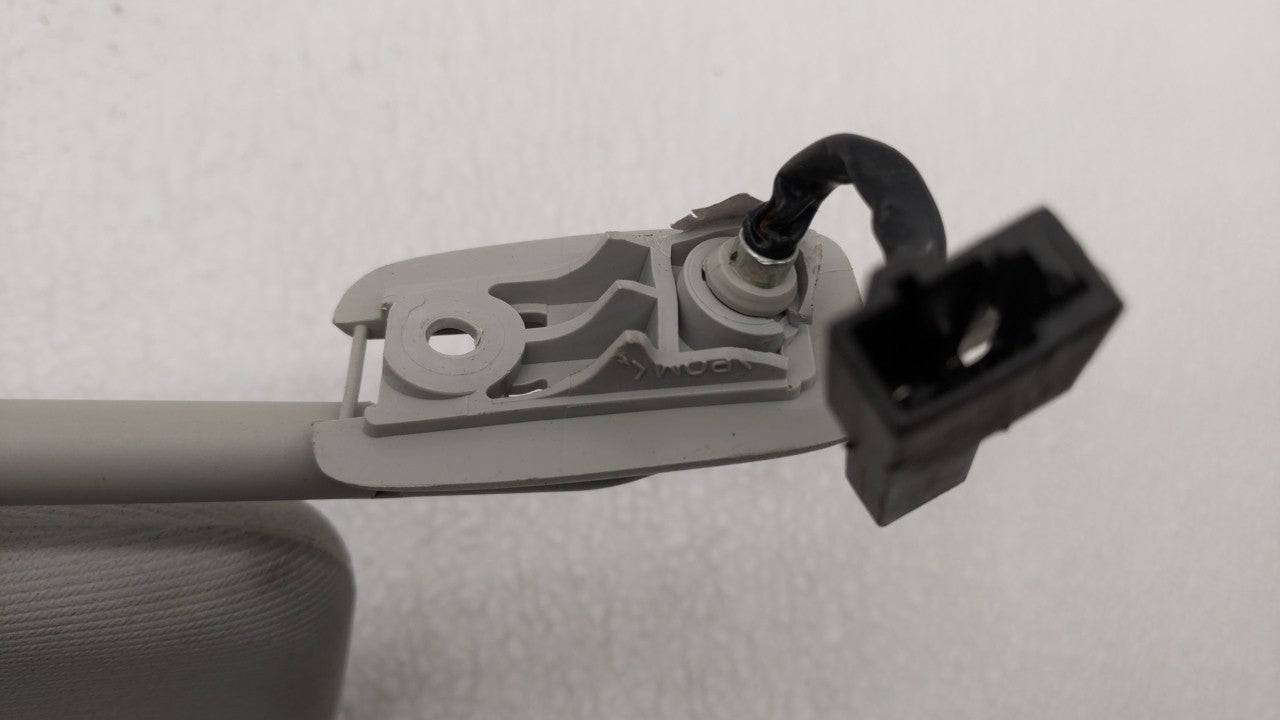 2000-2008 Volkswagen Passat Sun Visor Shade Replacement Passenger Right Mirror Fits OEM Used Auto Parts - Oemusedautoparts1.