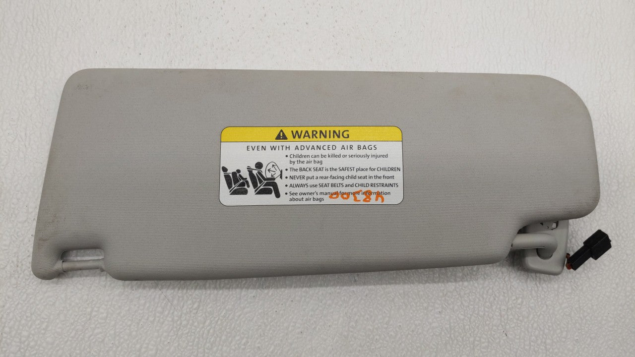 2000-2008 Volkswagen Passat Sun Visor Shade Replacement Passenger Right Mirror Fits OEM Used Auto Parts - Oemusedautoparts1.