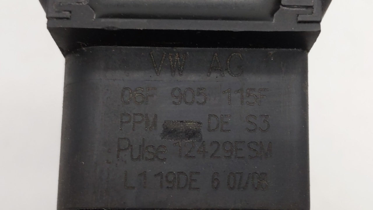 2008-2010 Volkswagen Passat Ignition Coil Igniter Pack - Oemusedautoparts1.com