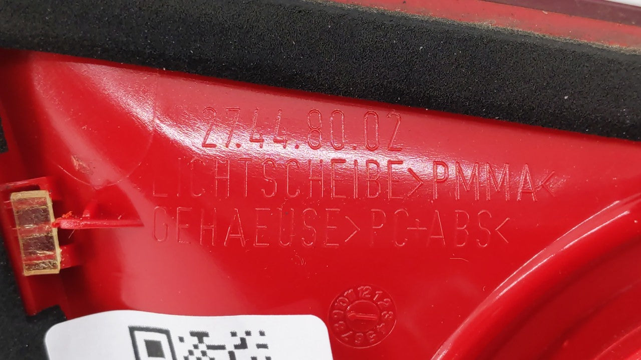 2006-2010 Volkswagen Passat Tail Light Assembly Passenger Right OEM P/N:3C9 945 094 Fits Fits 2006 2007 2008 2009 2010 OEM U