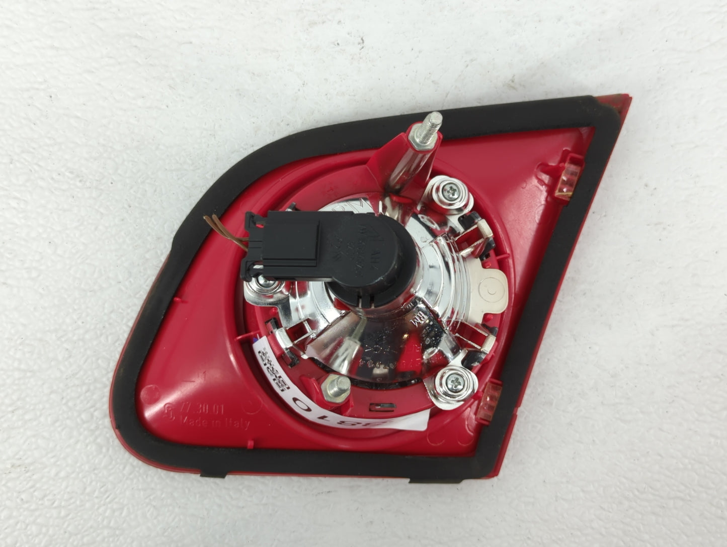 2006-2010 Volkswagen Passat Tail Light Assembly Driver Left OEM P/N:ZSB 3C5 945 093 F ZSB 3C5 945 093 D Fits OEM Used Auto P